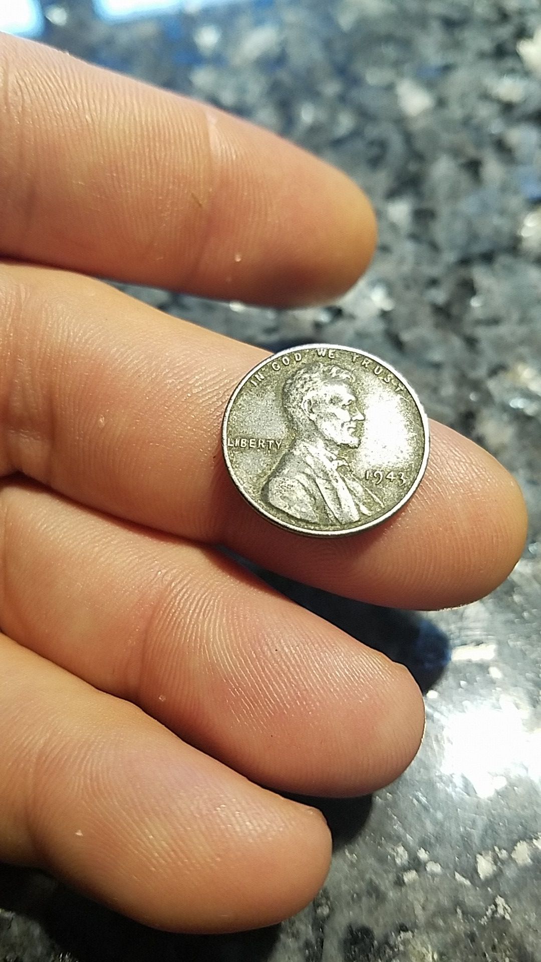AUTHENTIC WWII ERA 1943 STEEL CENT !
