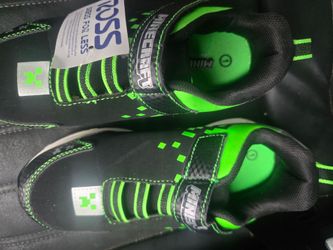 Mine craft shoes 10$