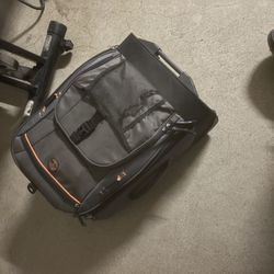 Timberland Danvers River 21" Rolling Upright Olive Suitcase