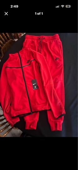 nike tech and sweats