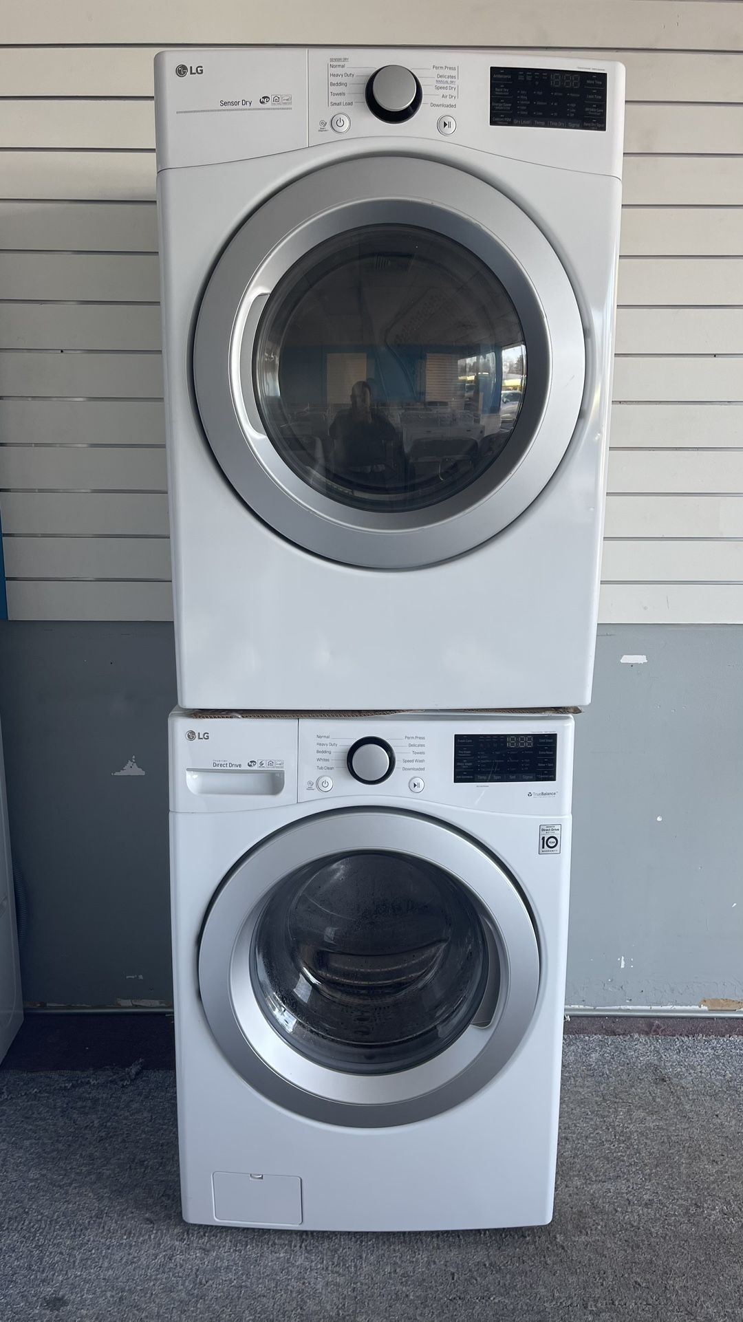 Washer And Dryer Like New Condition Works Perfectly Very Clean