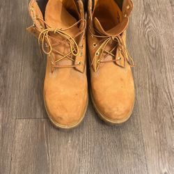 TIMBERLAND  BOOTS(6in WHEATS)