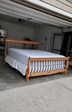 Very Nice King Wrought-Iron Sleigh Bed Frame w/ Sealy Posturepedic Plus Mattress and Boxspring Set