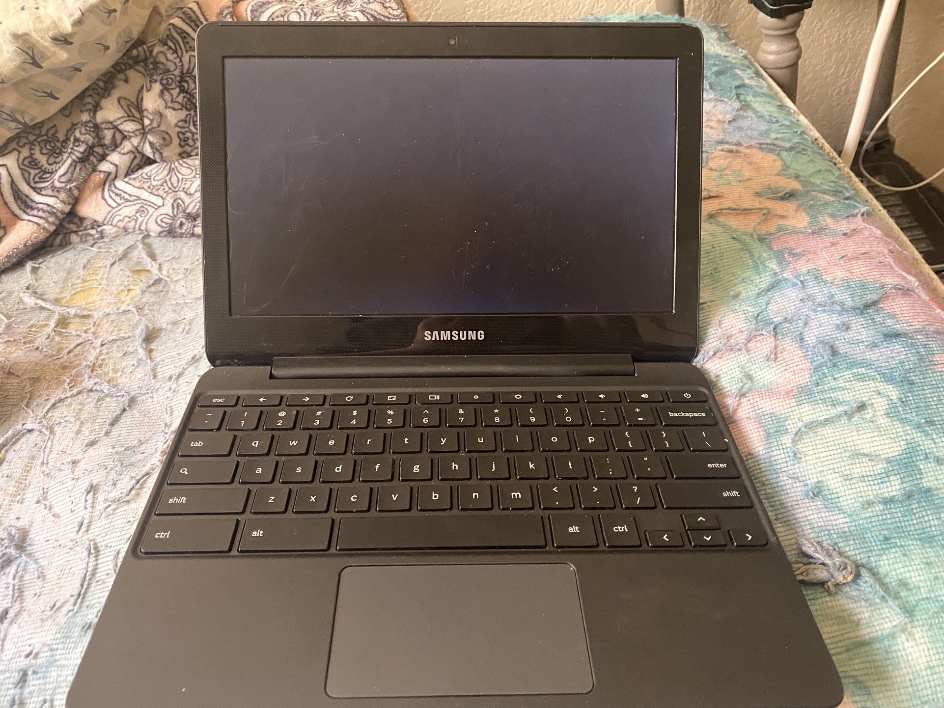 Chromebook