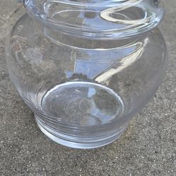 Glass jar