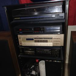 Marantz Stereo Receiver. SR940
