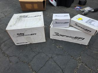Complete Holley Sniper EFI, Hyperspark, Distributor, Coil, Box And Fuel System