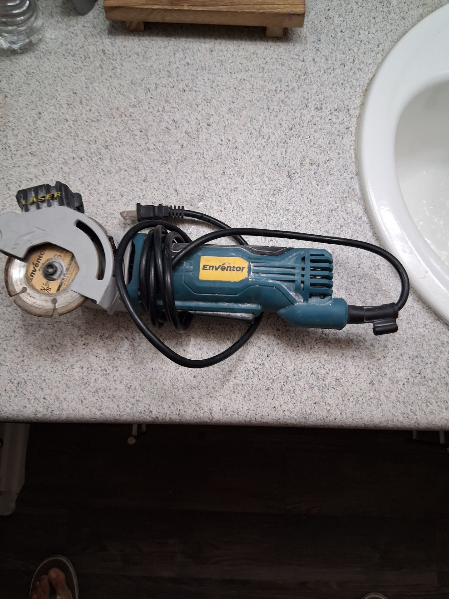 grinder for tole with Laser