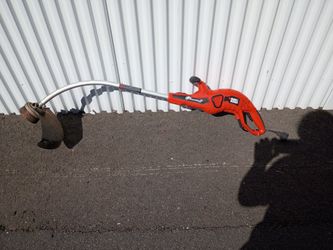 Electric weed wacker