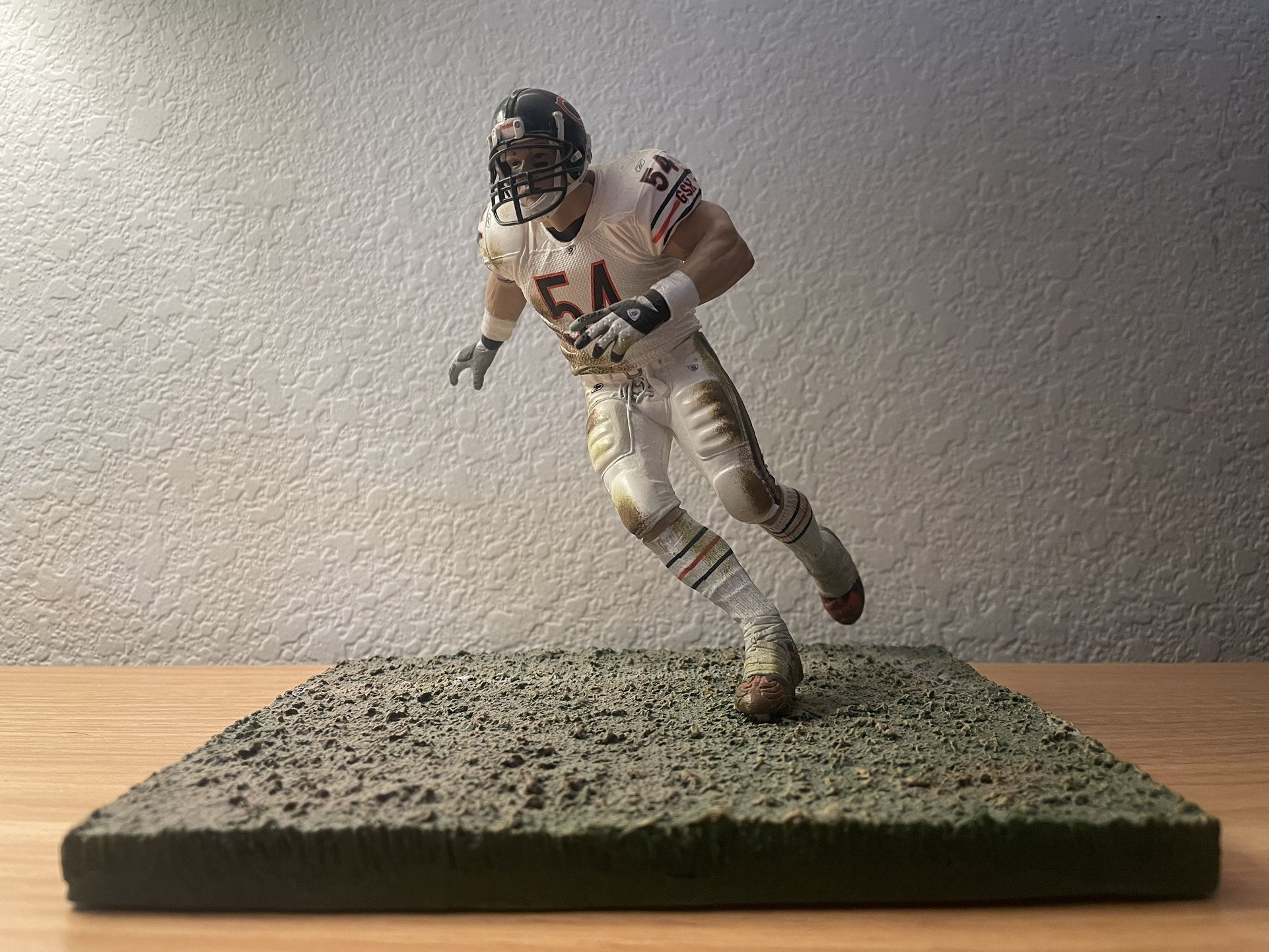 Brian Urlacher Chicago Bears Mcfarlane Sports Action Figure w/ Base