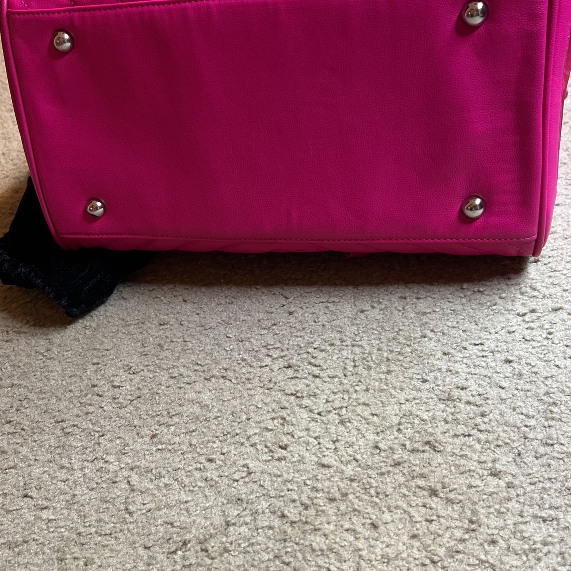 VP PINK PET SHOULDER CARRIER