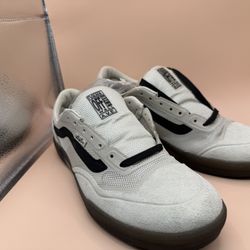 New Vans  X Nubuck Ave