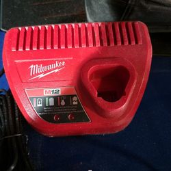 Milwaukee M12, M12/M18 chargers