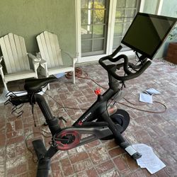 Peloton Bike