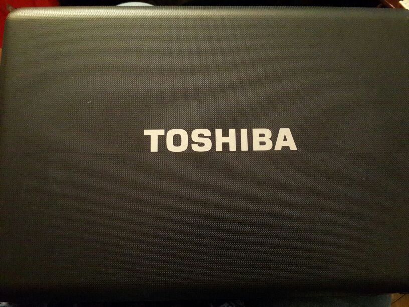 Laptop Toshiba C645D AMD 2.2/ 2/ 500 in West Miramar