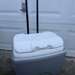 Igloo Cooler