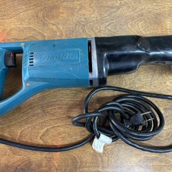 Makita