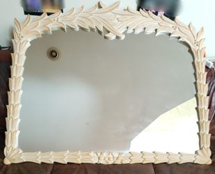 The Bassett Mirror Company Wall Mirror 