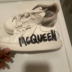 Selling Alexander McQueen  Size 9 In Men 