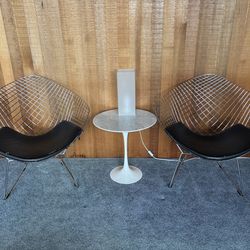 Bertoia Diamond Lounge chairs