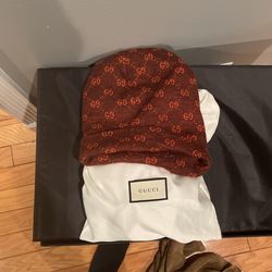 Gucci beanie 100% Authentic 