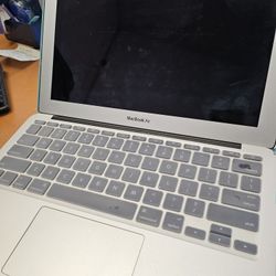 MacBook Air 11" (Late 2011) High Sierra Core i5