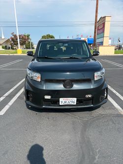 2012 Toyota Scion xB