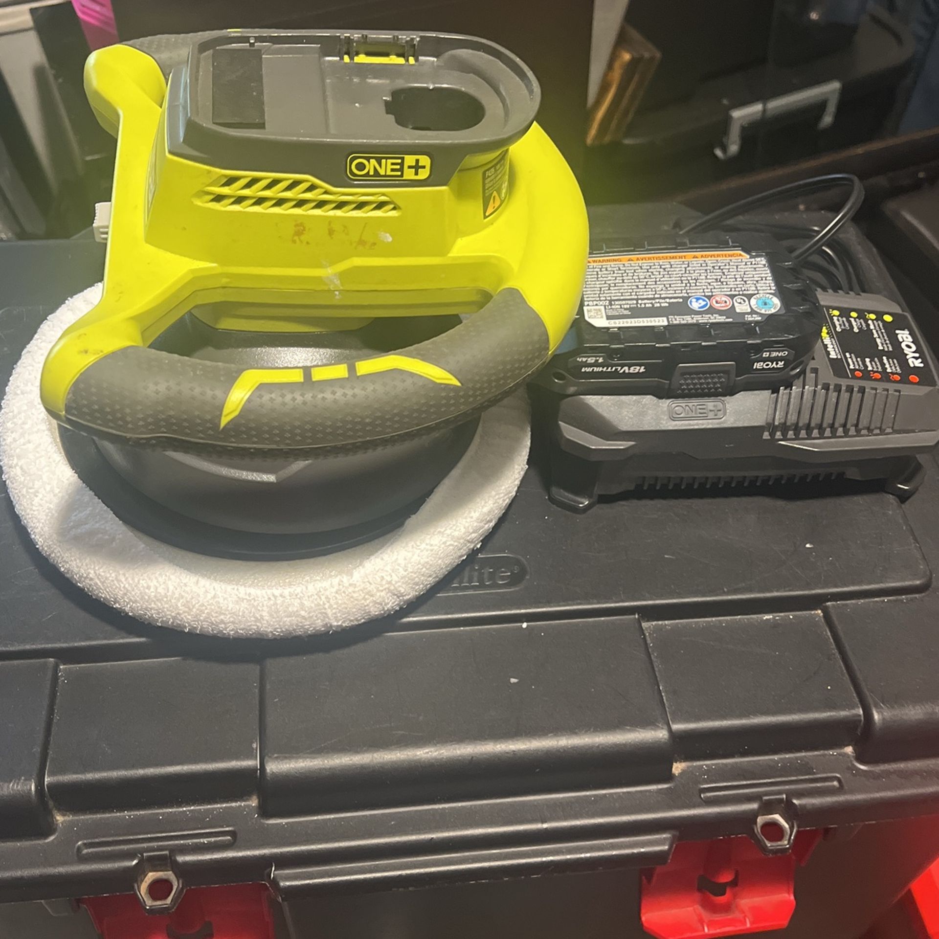 Ryobi 10inch Buffer w/ Charger & 1.5Amp Battery $65.00