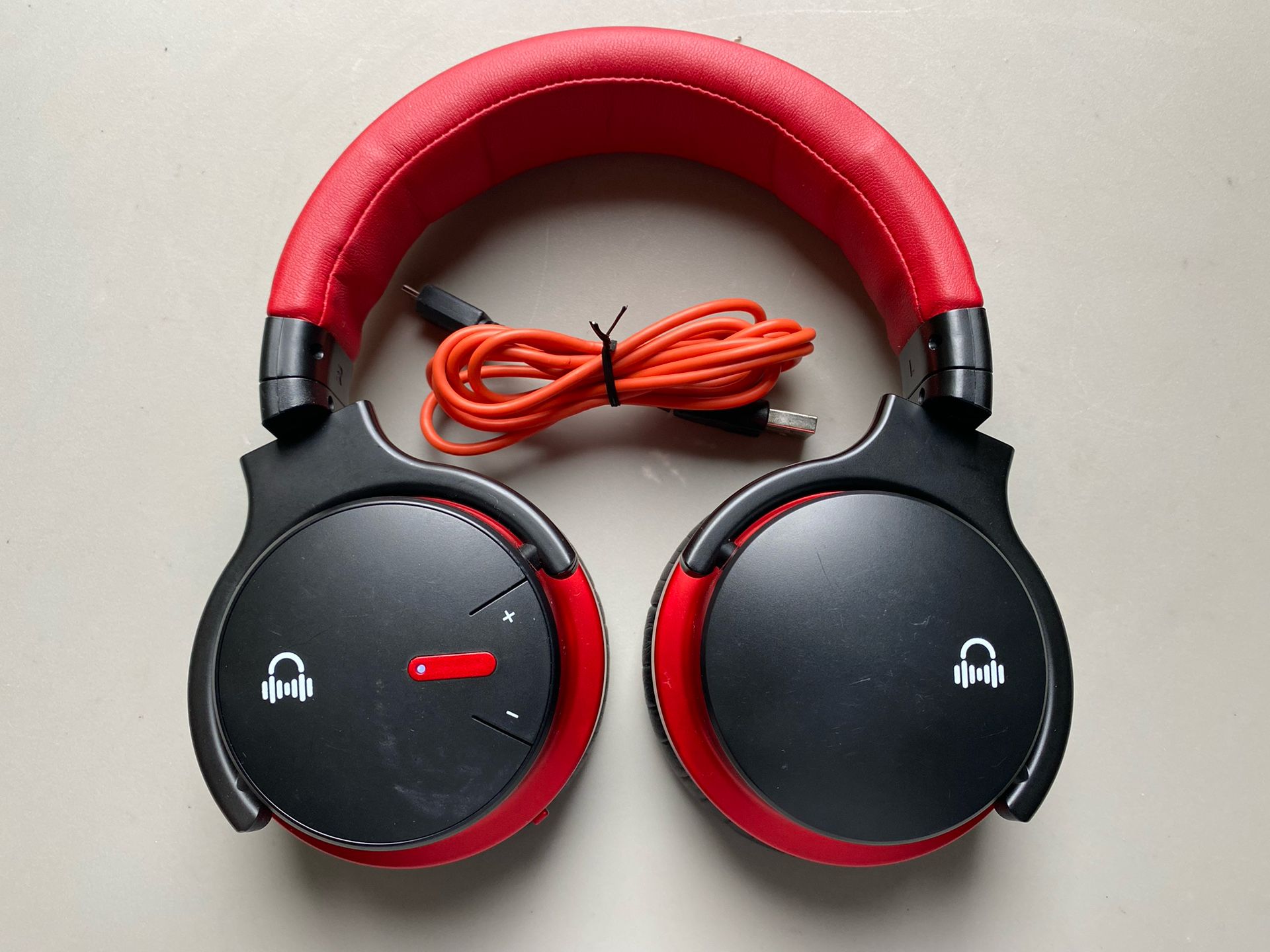 MOVSSOU E7 Bluetooth Noise Canceling Headphones
