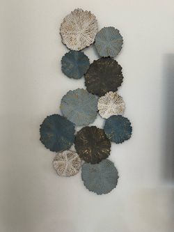 Metal Disc Wall Art Decor