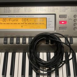 Casio WK-200 76 Key Workstation w/ Keyboard Stand