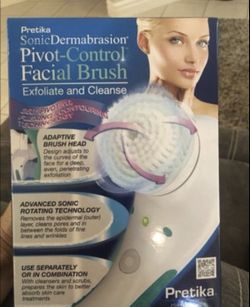 BRAND NEW Pivot control facial brush - sealed in box, never used