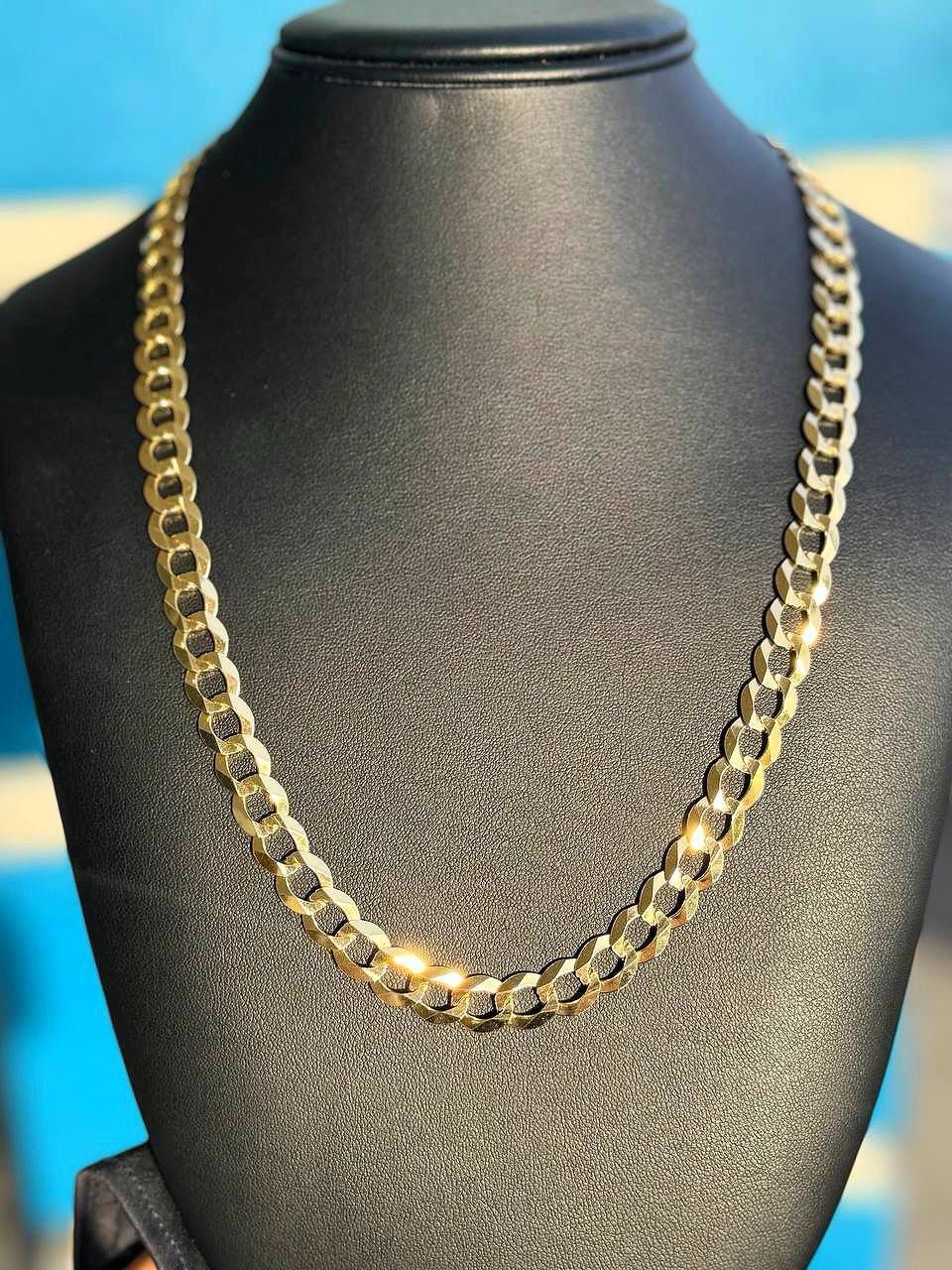 14k solid yellow gold Curb style 26.5” chain Necklace 53.3 grams 9.5mm
