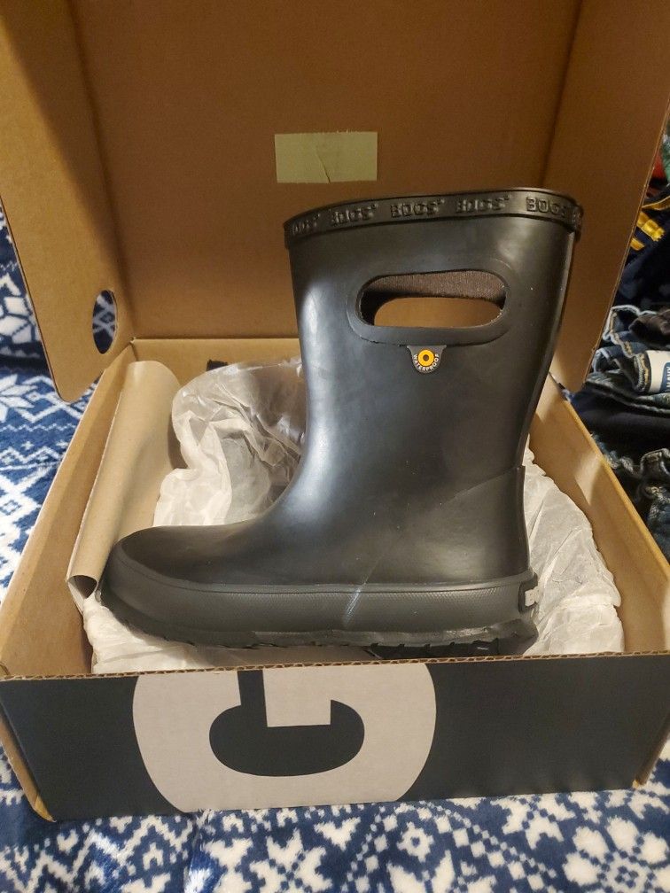 Never Worn Rain/Snow Boots