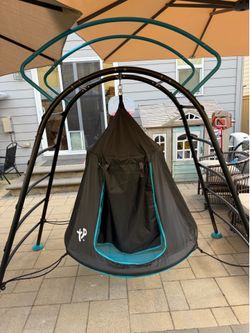 Kids climber and Den/hideout.