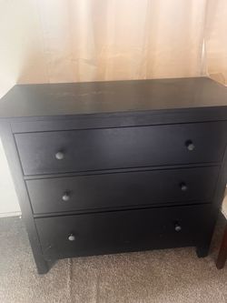 Dark brown 3-Drawer Dresser