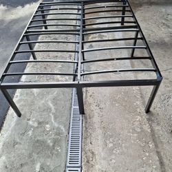 Full Size Raised Bed Frame