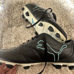 New And Like New Women’s Shoes 