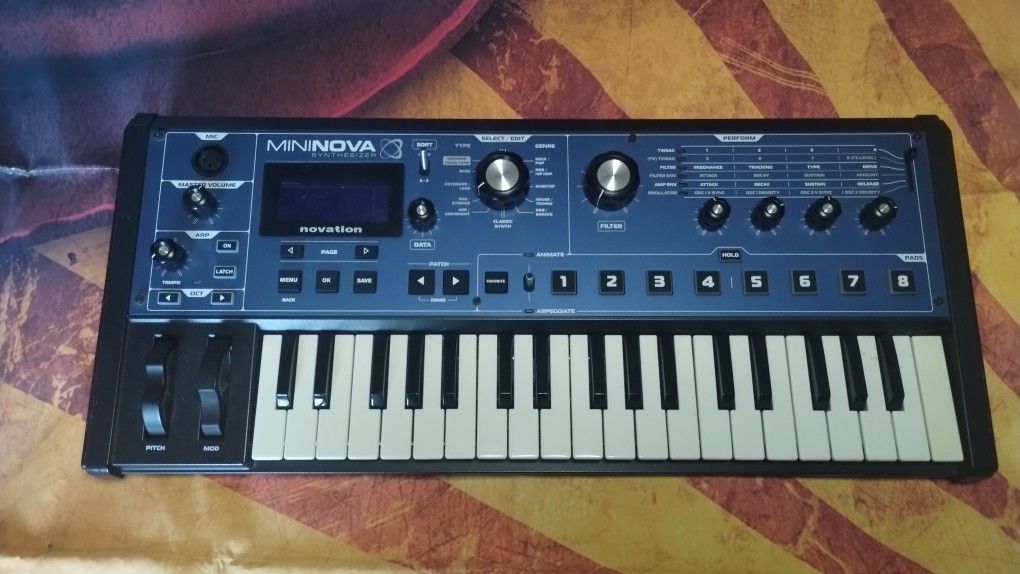 Mini Nova Synthesizer