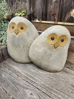 Ceramic owl yard statues
