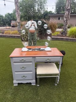 Vanity set