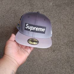 Supreme 
