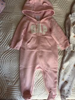 Baby Gap Cozy Rompers Bundle (3-6m & 6-12m) - Excellent Condition