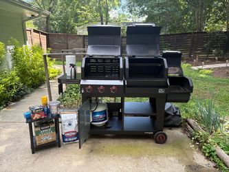 2025 Nexgrill Oakford 1150 Pro Grill + Offset Smoker — Excellent Condition