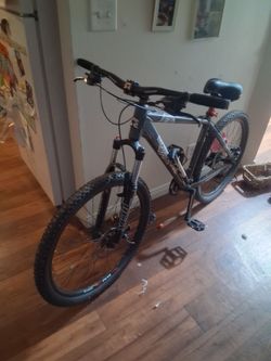 Mongoose  bike good condition