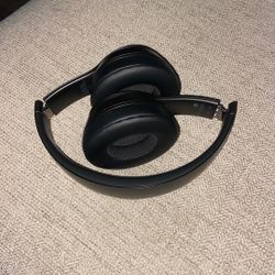Beats Solo 4 Headphones (Charger Included)