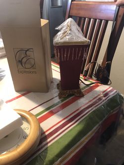 Avon expressions light antique style