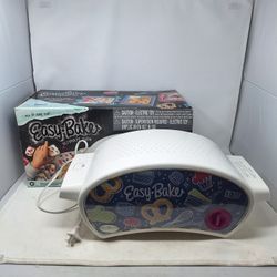 Hasbro Easy Bake Ultimate Oven Baking Kids Toy Play Set Oven Only Tested