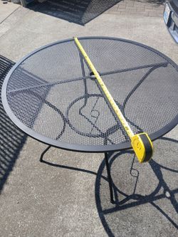 Black wire mesh table