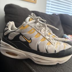 Boys Nike air Max Size 1